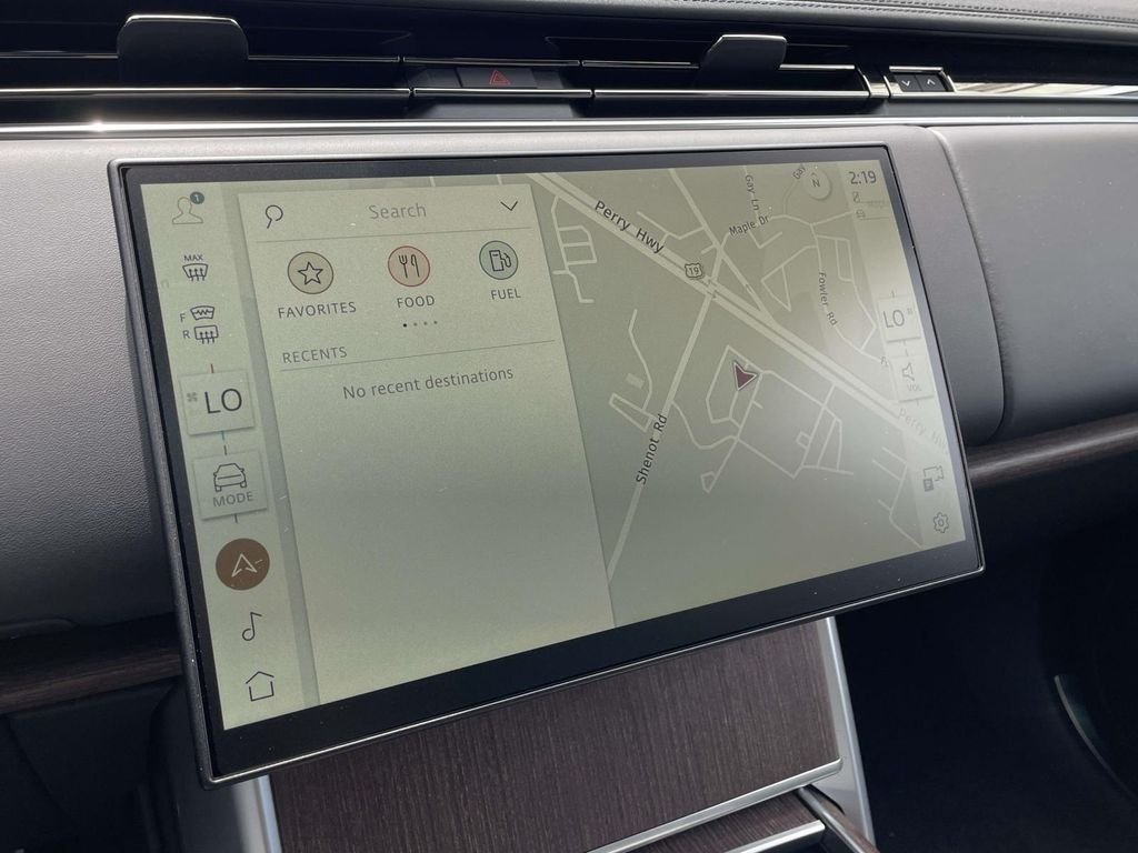 New 2026 Fuji White Land Rover SE image 26