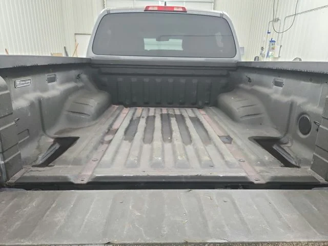 Used 2022 Gray Nissan S image 37