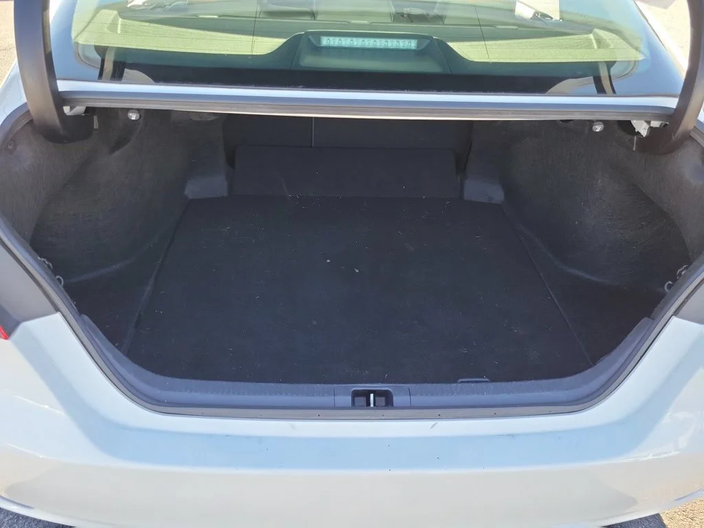 2024 Toyota Camry SE - Photo 30