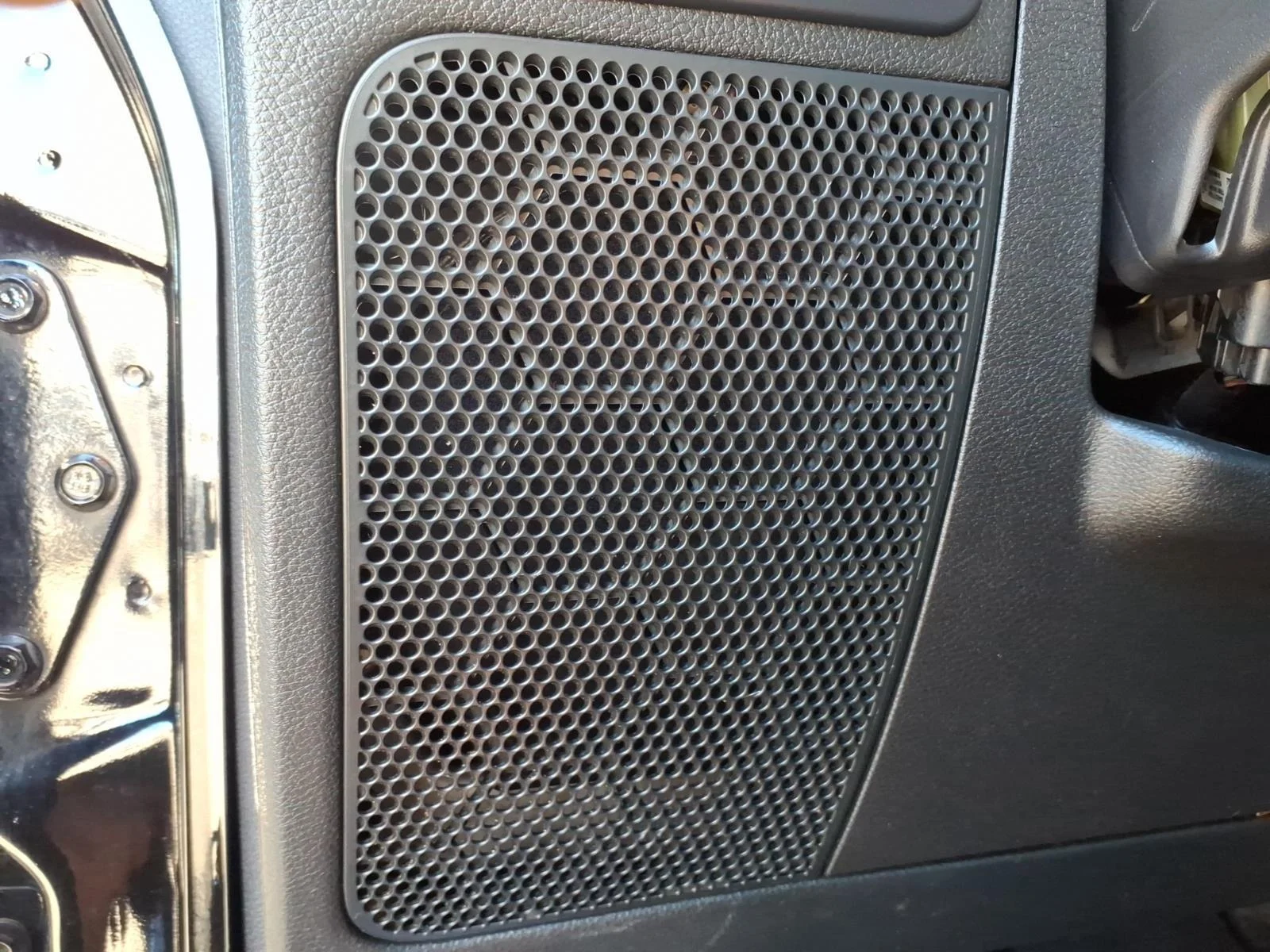 Used 2018 Black Clearcoat Jeep Rubicon Recon image 7