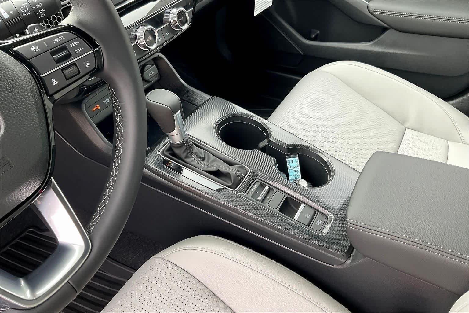 2026 Honda Civic Hatchback Sport Touring - Photo 7