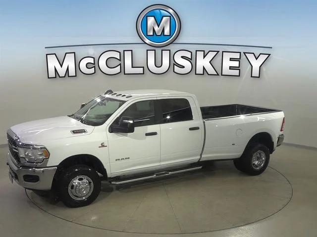 2024 RAM 3500 Big Horn 4X4 Crew Cab LWB's photo