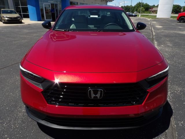 New 2026 Radiant Red Metallic Honda SE image 2
