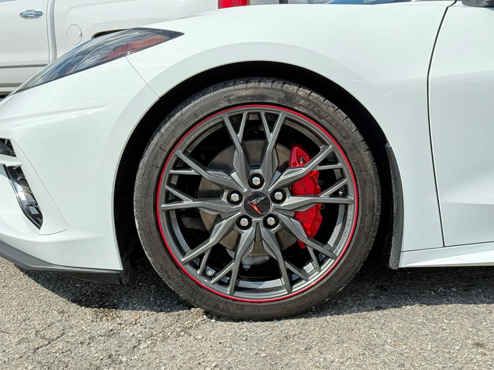Used 2023 White Chevrolet Stingray image 10