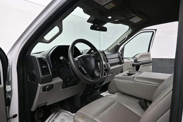 Used 2021 White Ford XLT image 16