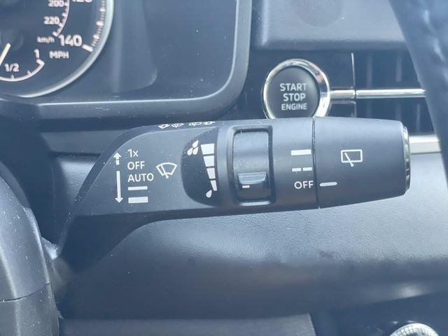 Used 2024 White Mitsubishi SE image 24