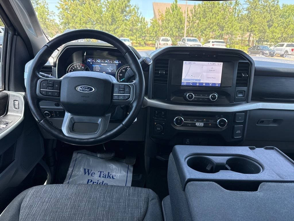 Used 2022 White Ford XLT image 3