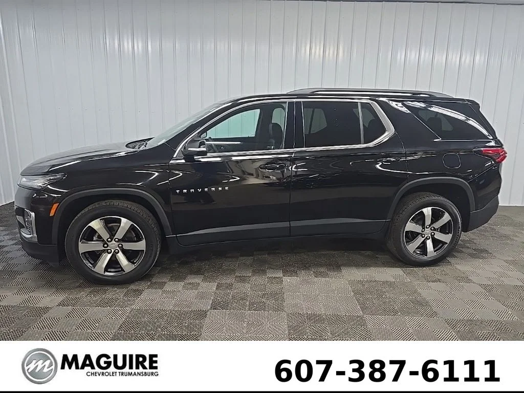 Used 2023 Black Chevrolet LT Leather image 5