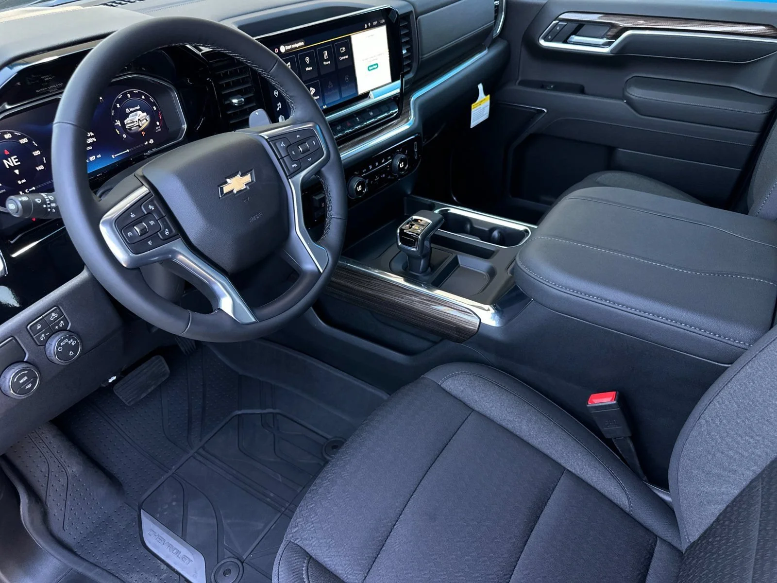 2026 Chevrolet Silverado 1500 LT - Photo 10