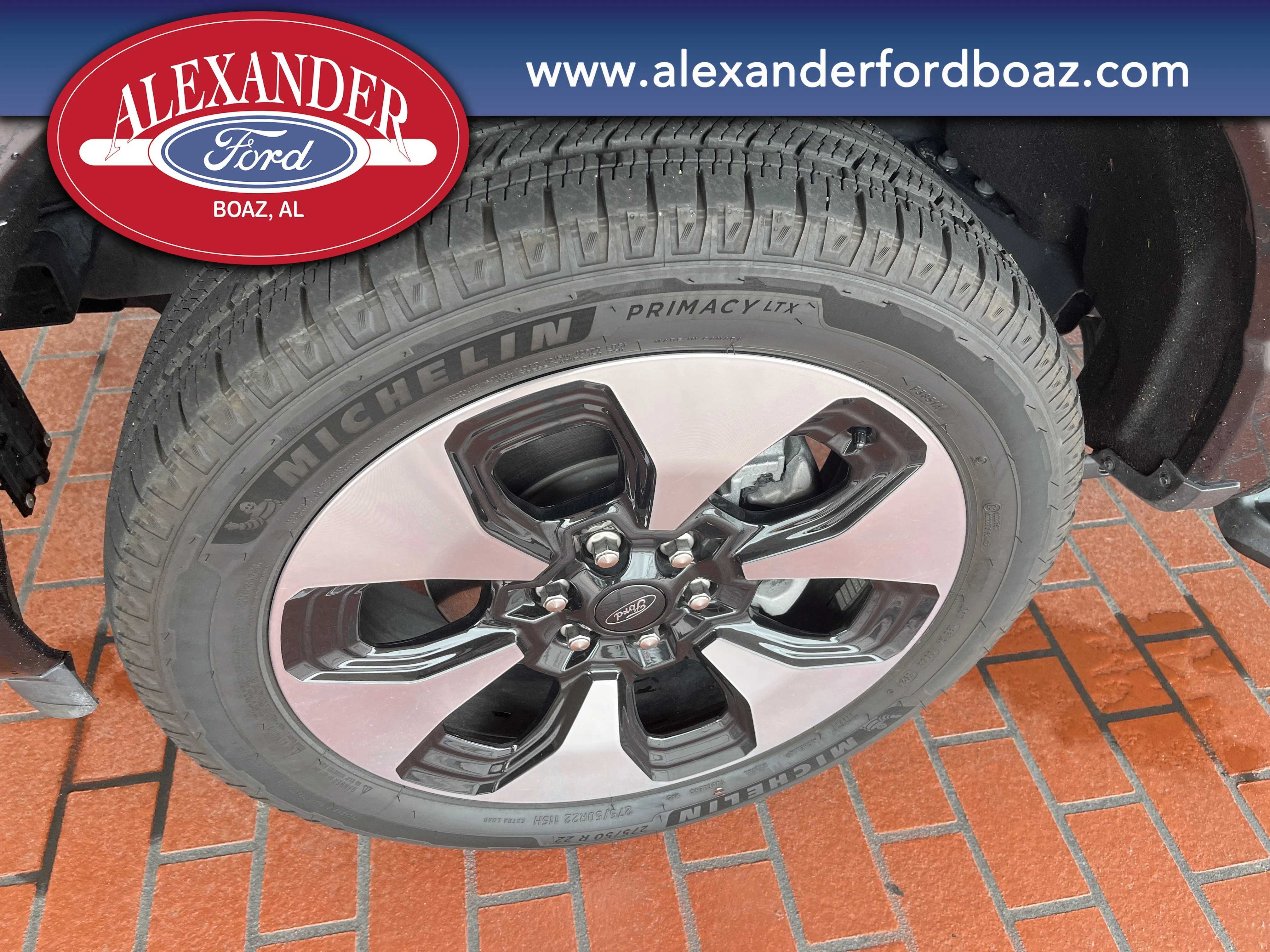 Used 2025 Black Ford Platinum image 10