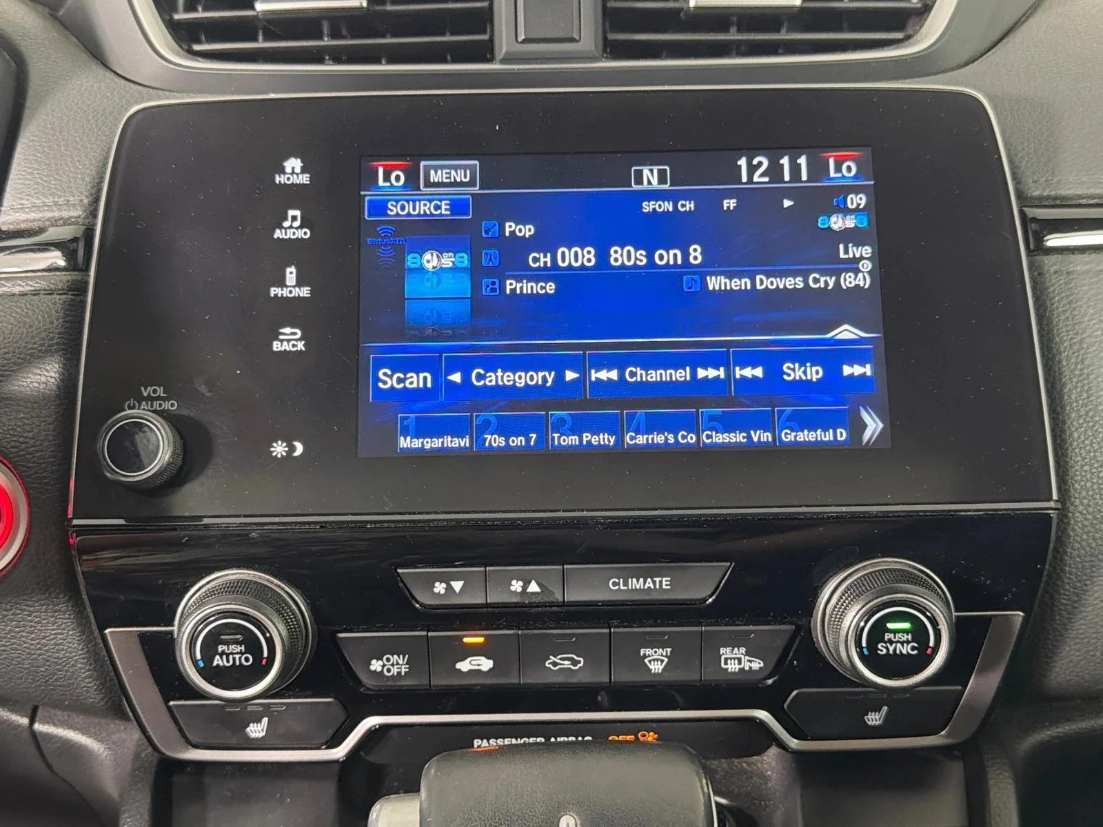 Used 2020 White Honda EX-L image 30