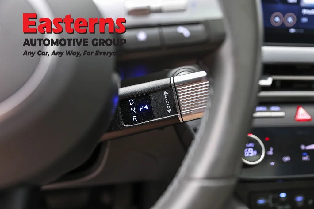 Used 2024 Gray Hyundai SEL image 21