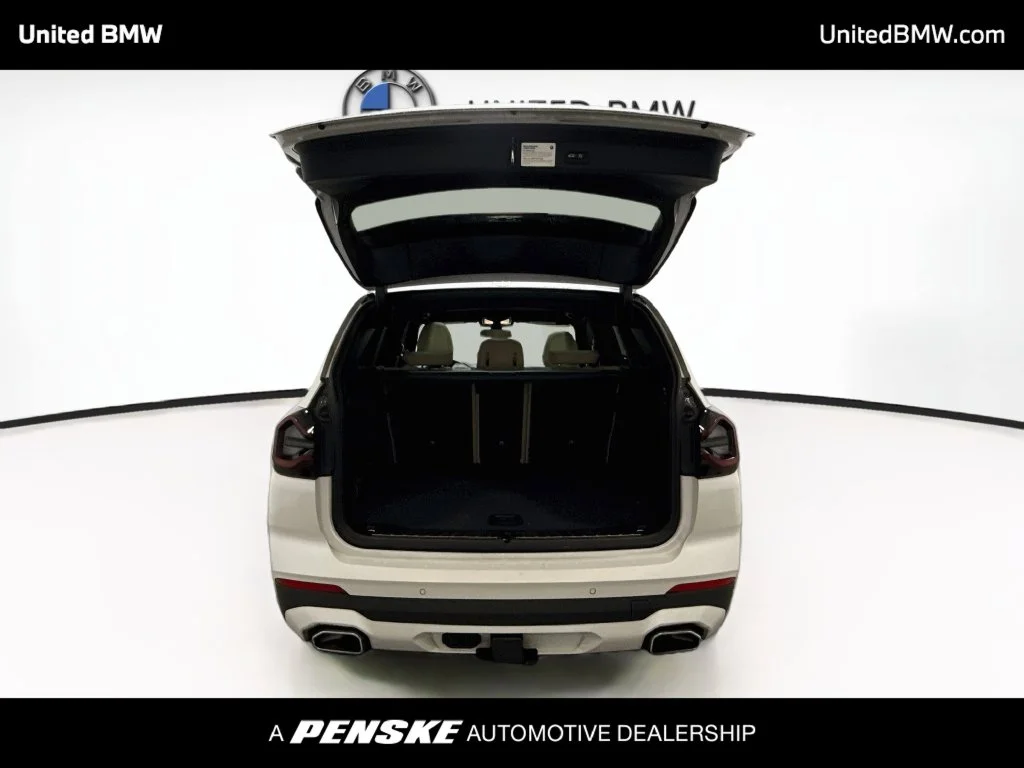 Used 2023 Mineral White Metallic BMW sDrive30i image 21