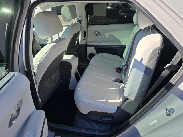 2024 Hyundai IONIQ 5 Limited - Photo 16