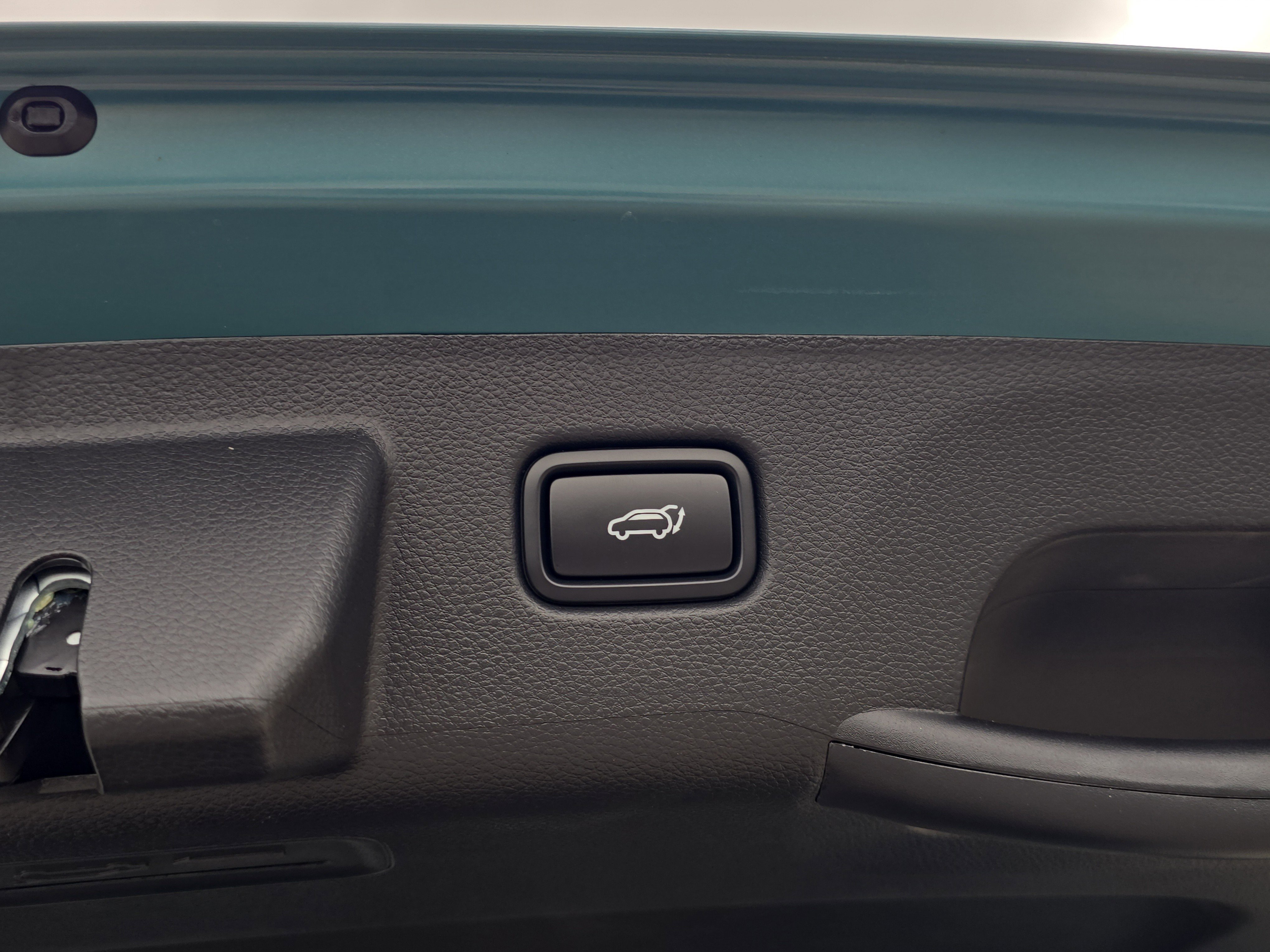 New 2026 Pluton Blue / Black Roof Kia SX image 11