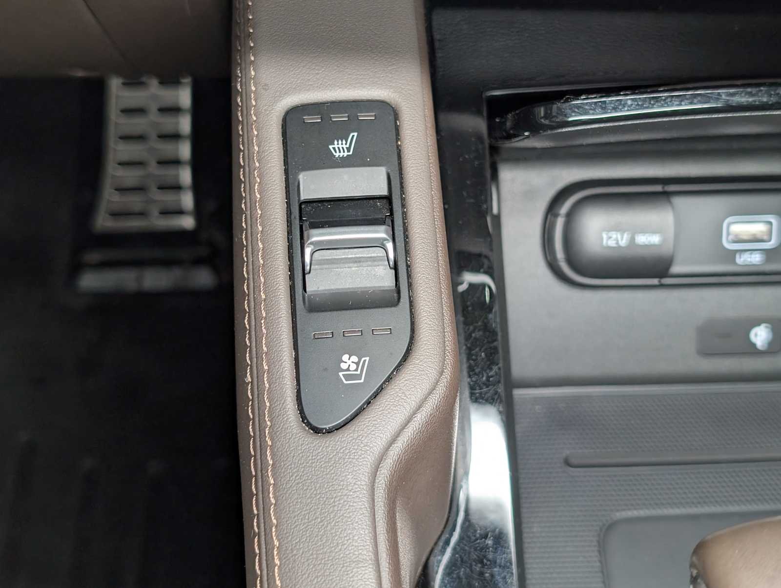 Used 2022 GLAC WHITE Kia SX image 32
