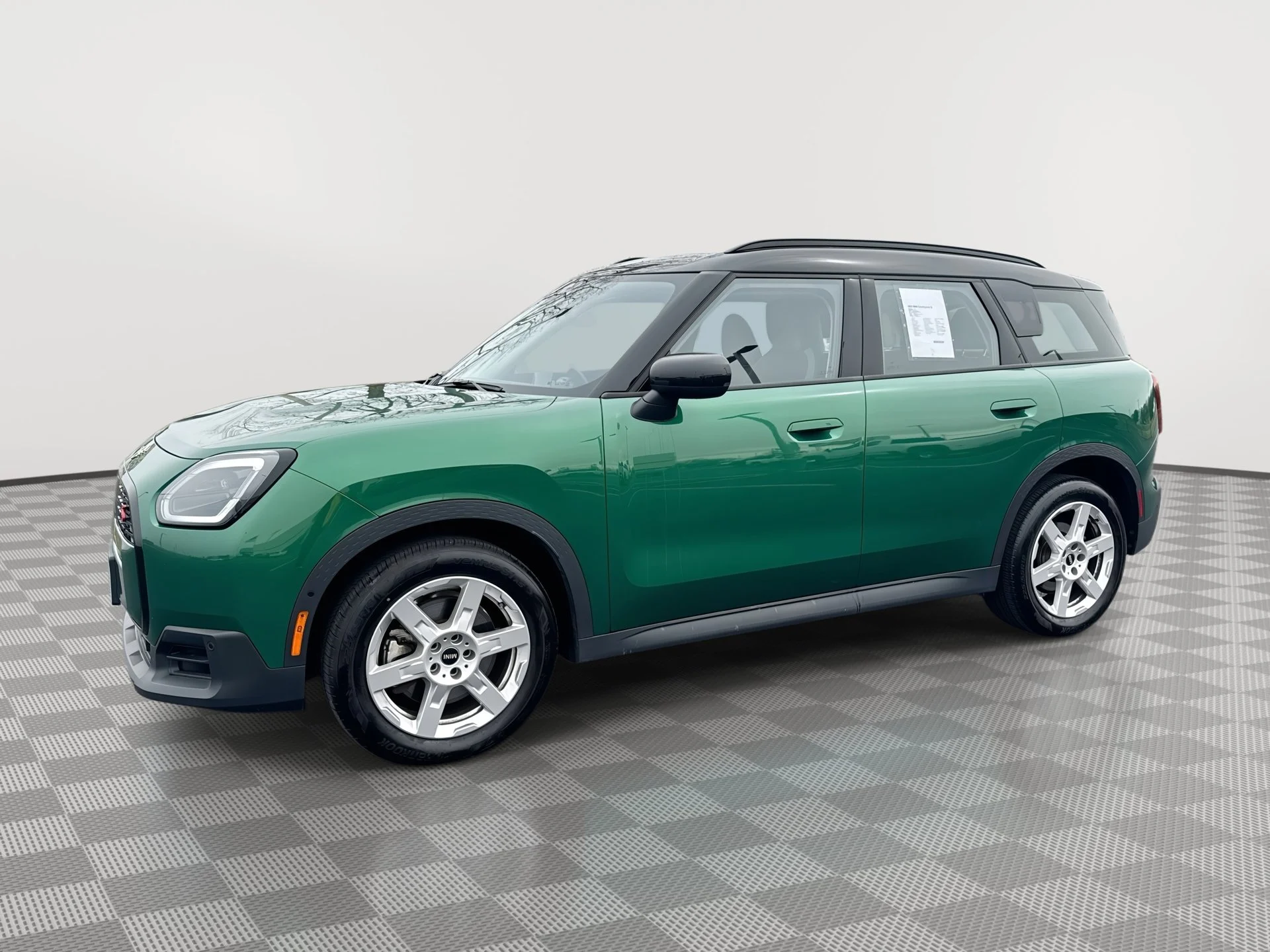 2025 MINI Countryman S ALL4's photo