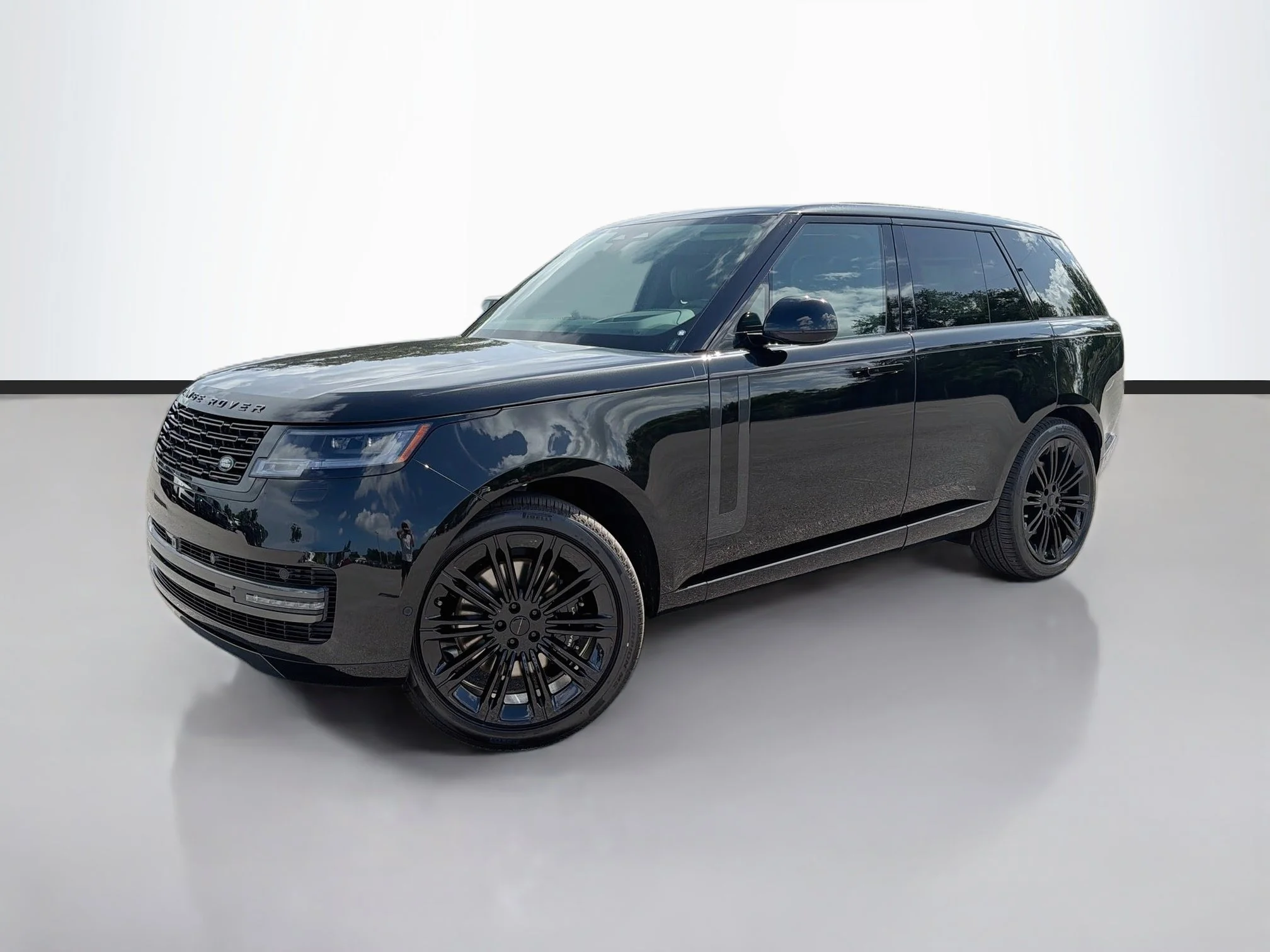 New 2026 Santorini Black Land Rover SE image 1