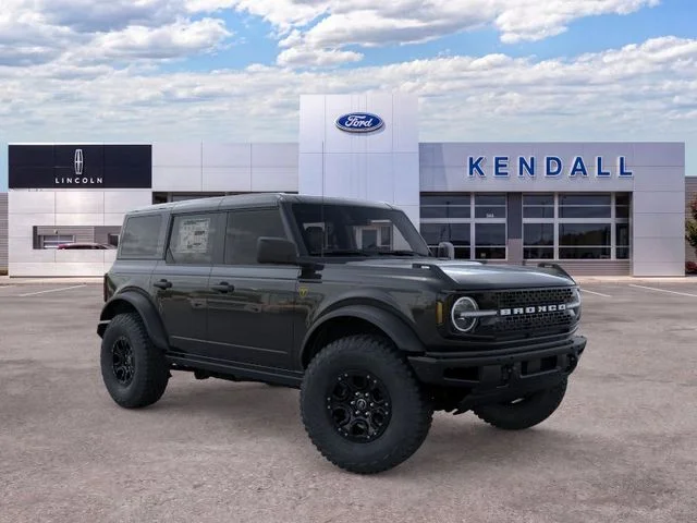 New 2026 Shadow Black Ford Badlands image 7