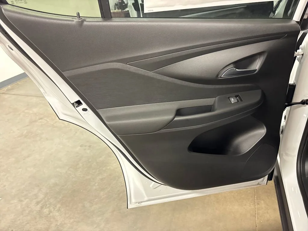 New 2026 Summit White Buick Preferred image 28