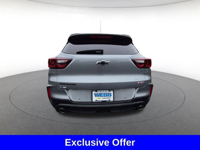 Used 2025 Sterling Gray Metallic Chevrolet RS image 7
