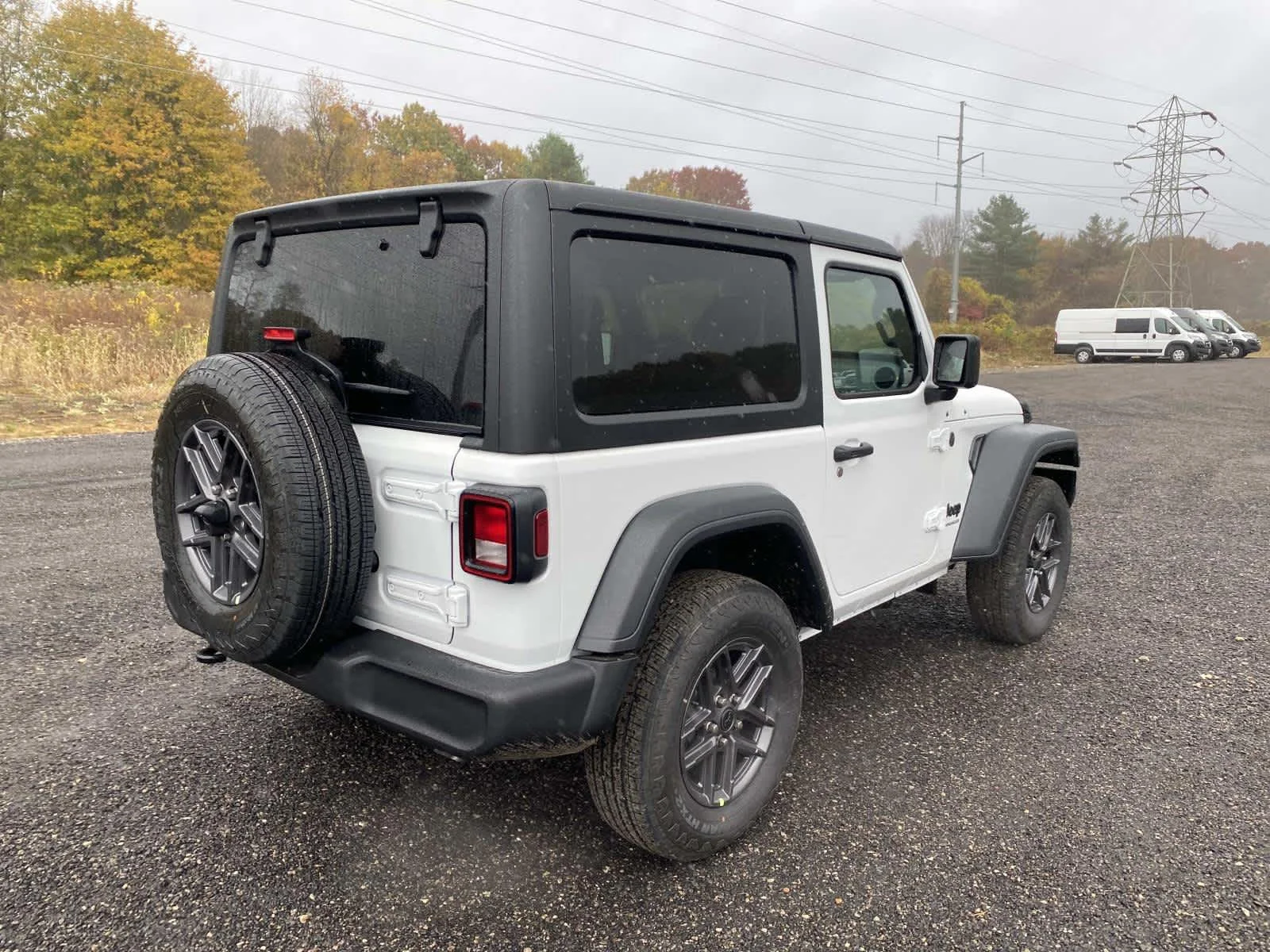 New 2026 Bright White Clear-Coat Exterior Paint Jeep Sport S image 3