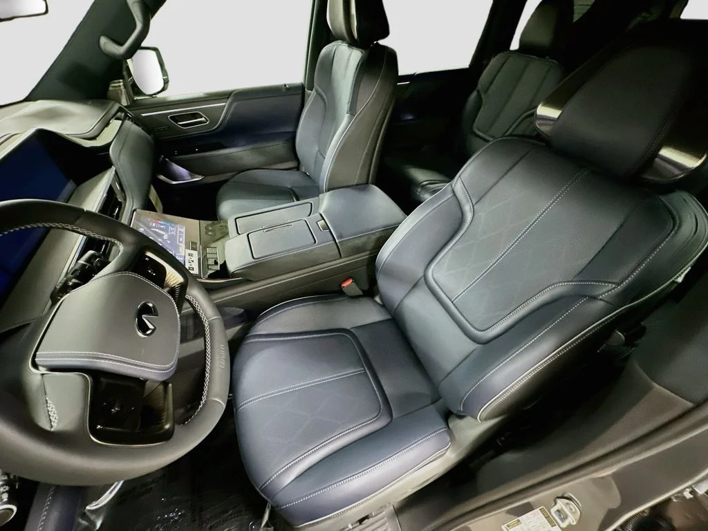 New 2027 DYNAMIC METAL INFINITI SPORT image 5