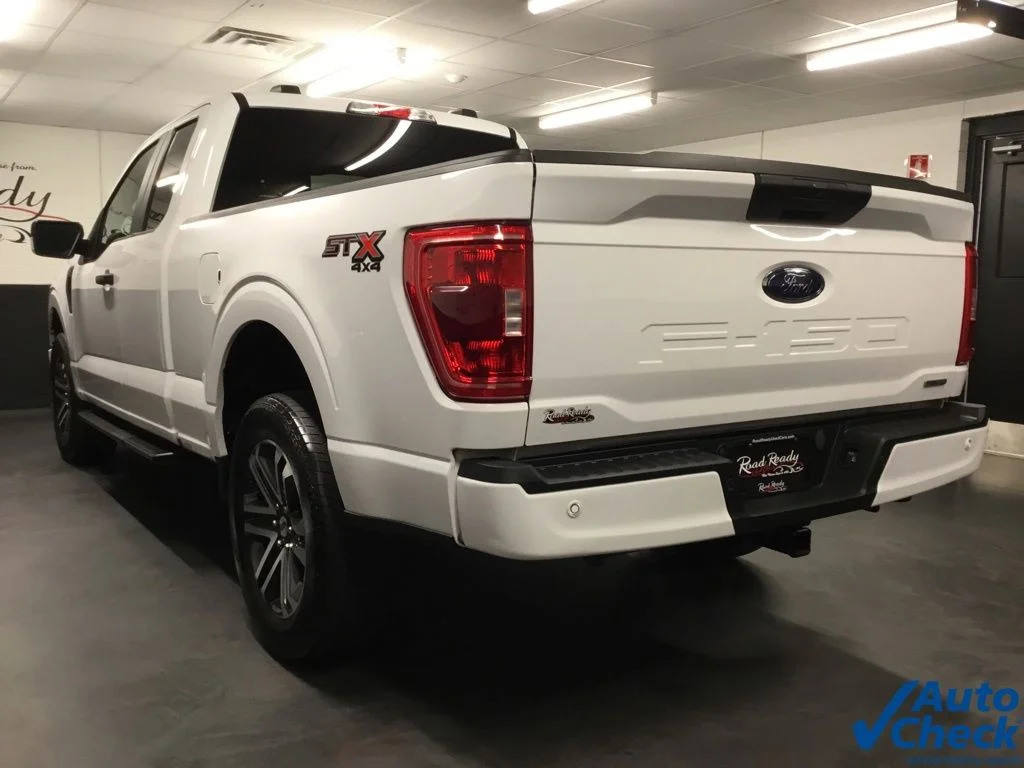 Used 2023 White Ford XL image 8