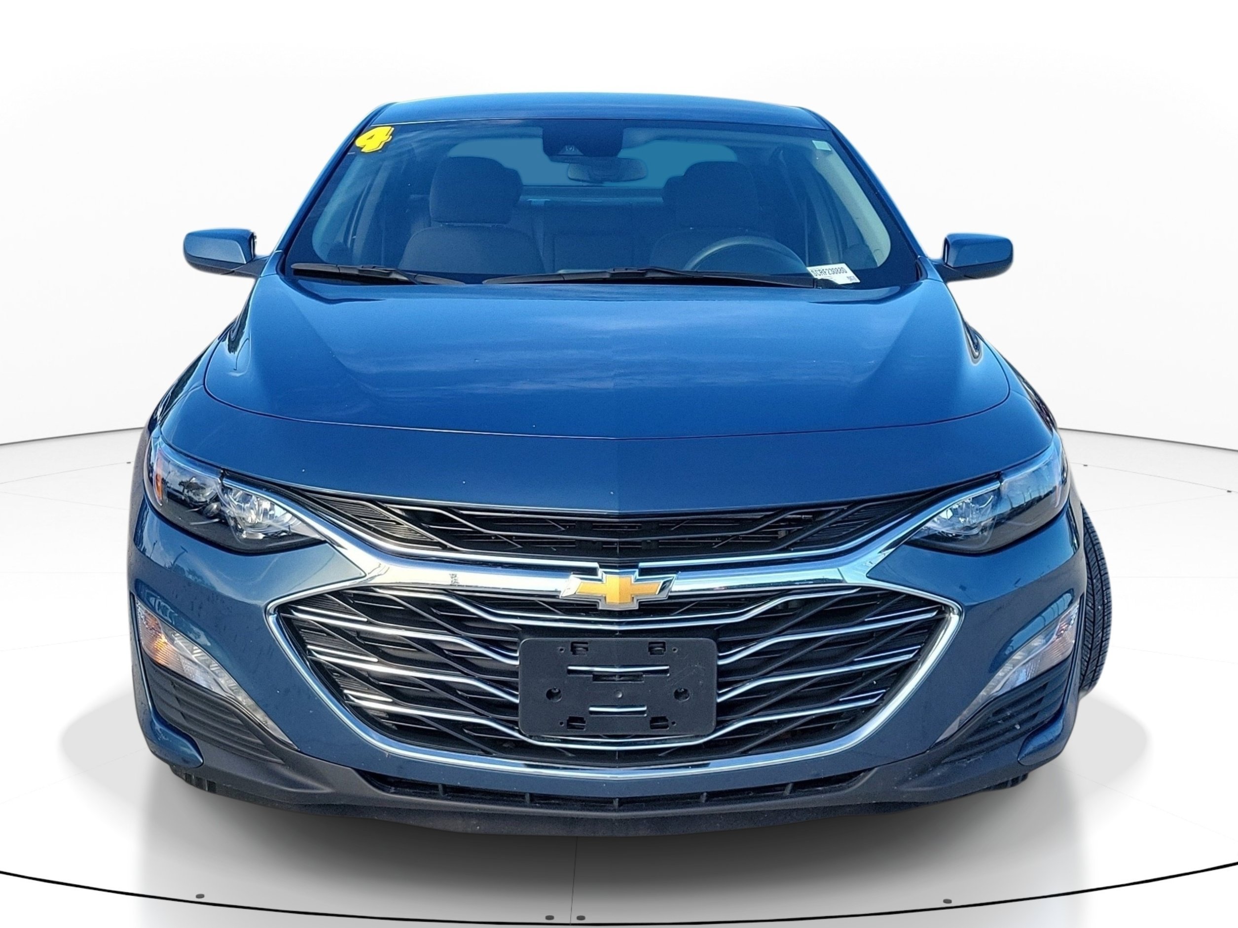 Used 2024 Lakeshore Blue Metallic Chevrolet LT image 2