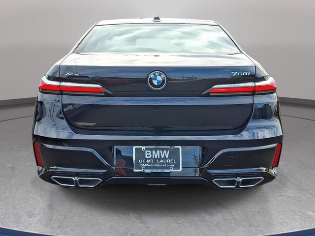 2026 BMW 7 Series 760i - Photo 6