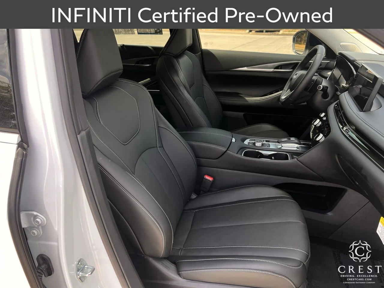 Certified Used 2026 Radiant White INFINITI LUXE image 27