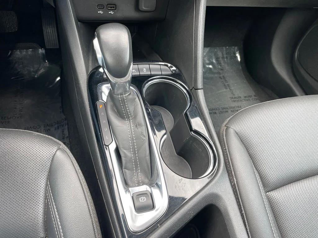 Used 2024 Summit White Buick Sport Touring image 13
