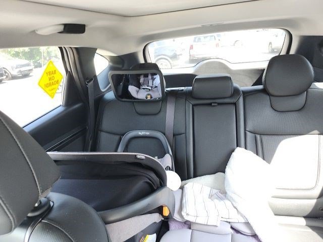 Used 2023 Serenity White Pearl Hyundai Limited image 32