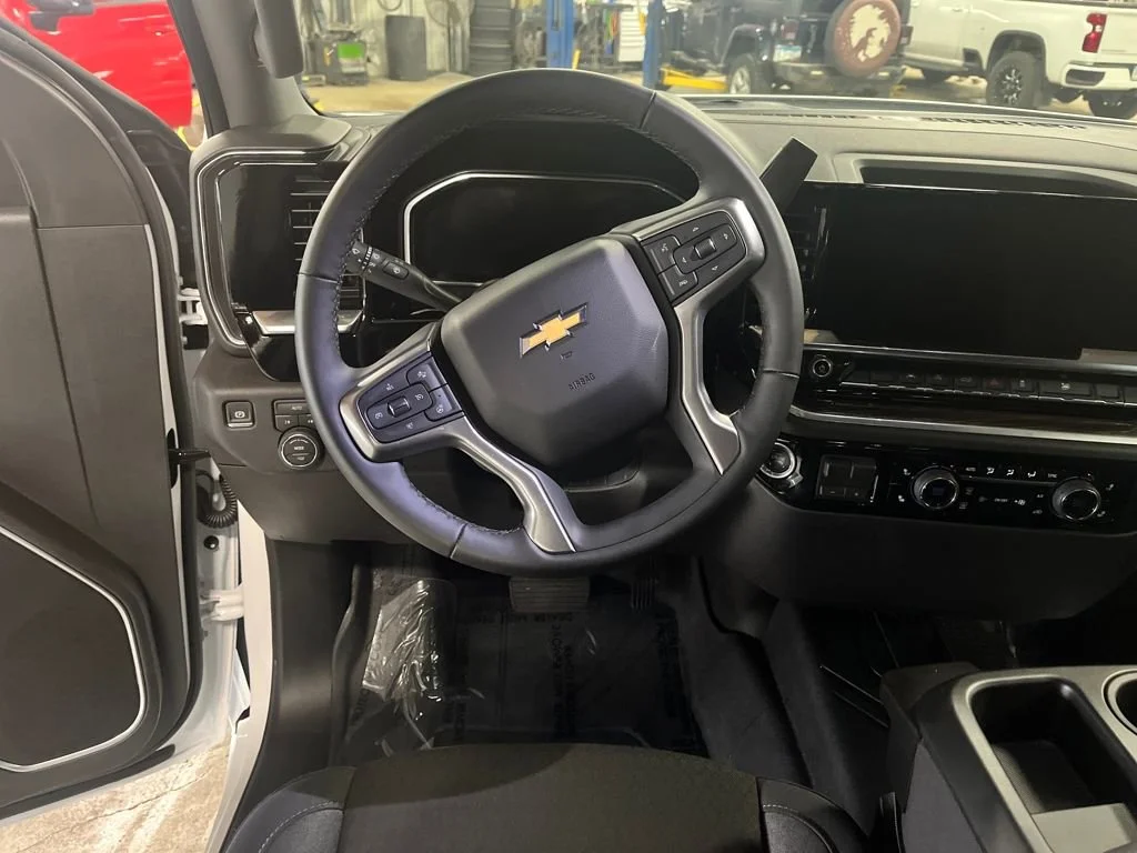 2026 Chevrolet Silverado 1500 LT - Photo 13