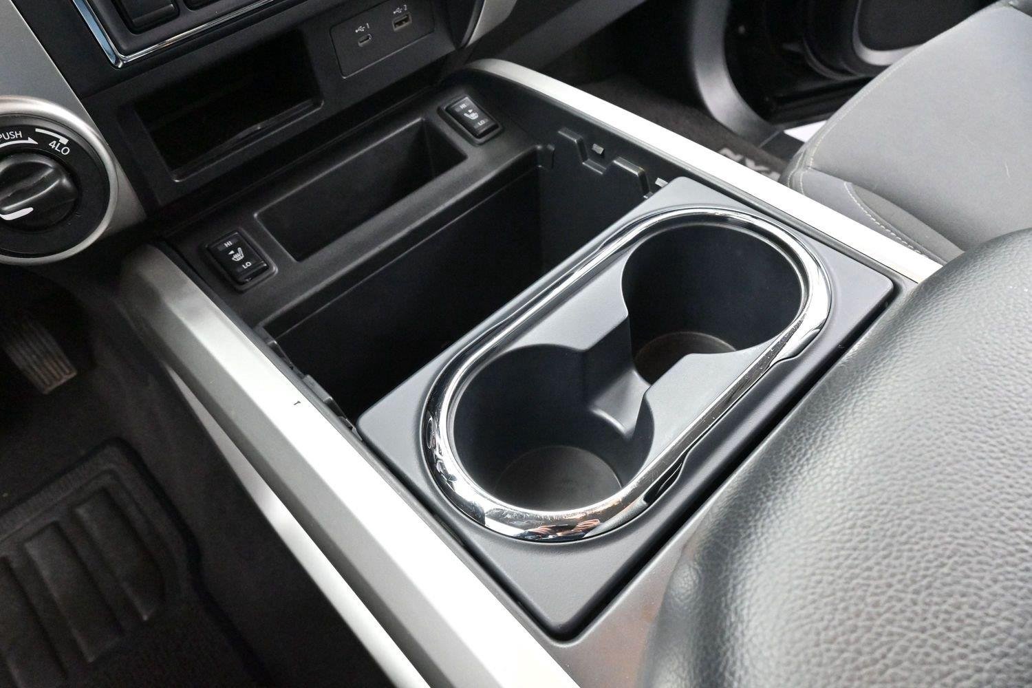 Used 2020 Super Black Nissan SV image 26