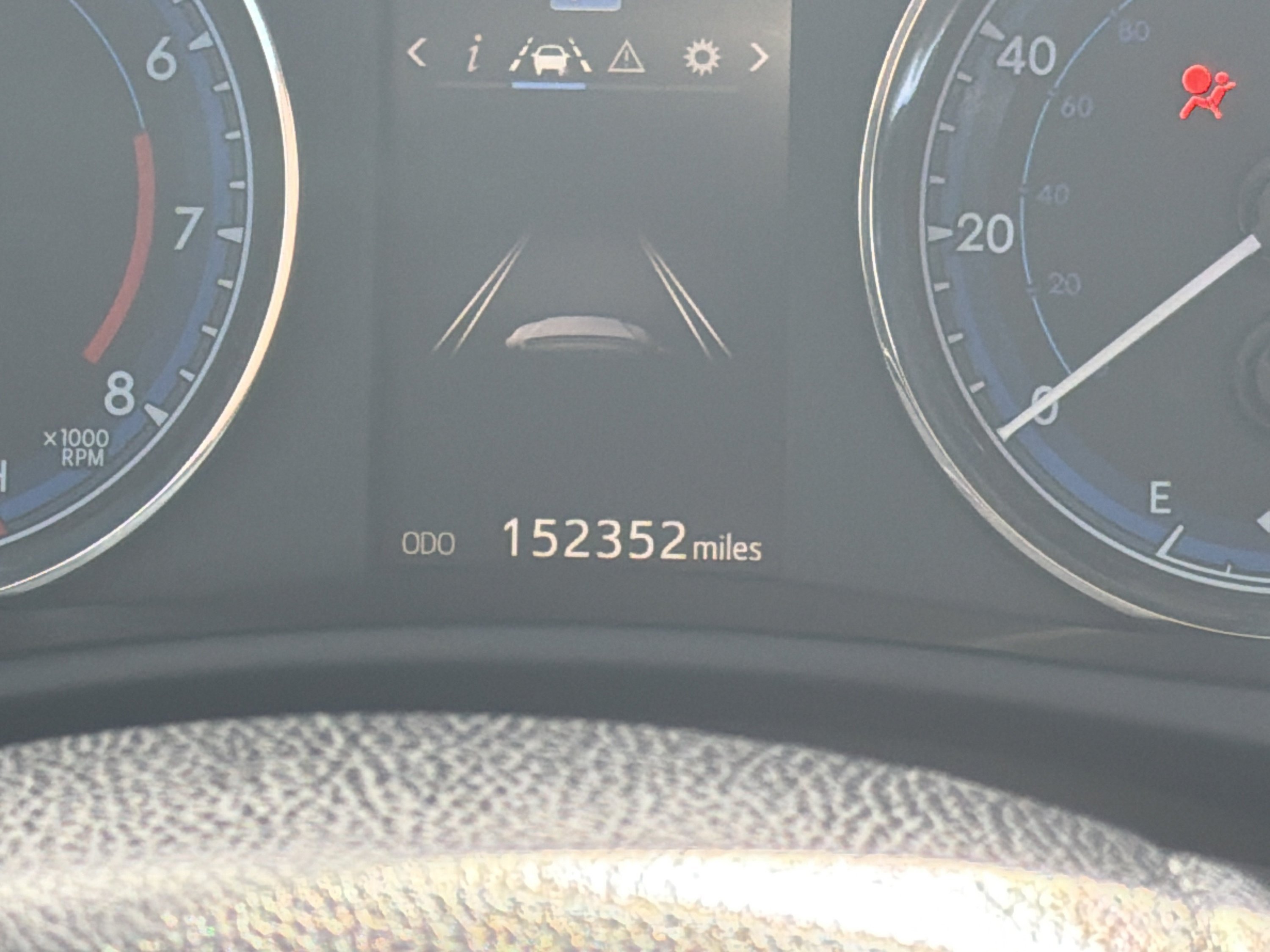 Used 2017 Silver Toyota SE image 22
