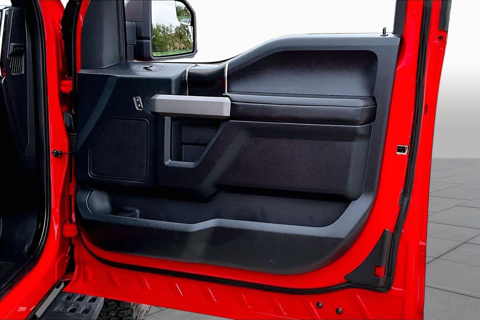Used 2019 Race Red Ford Raptor image 27