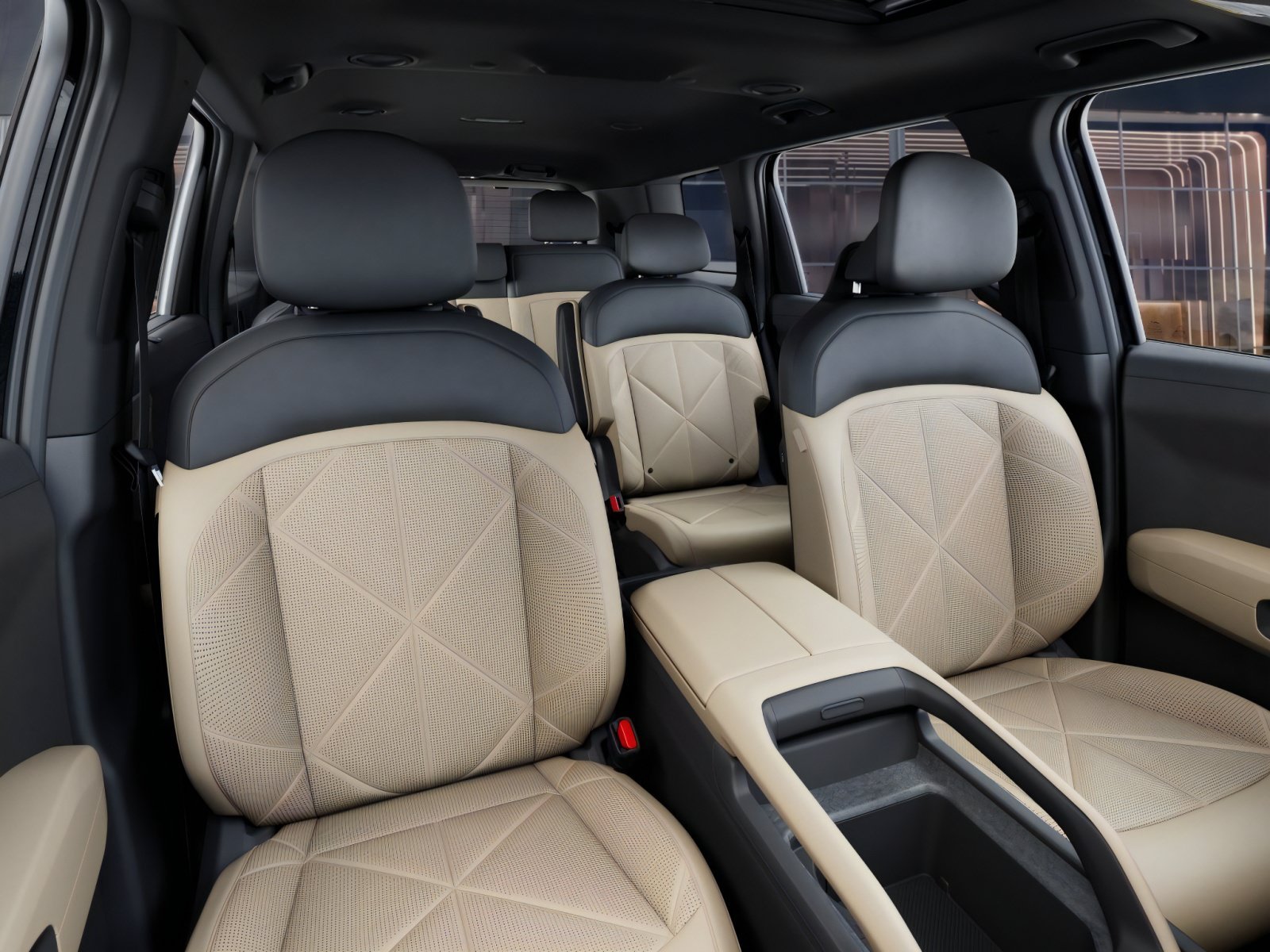 New 2027 Panthera Metal Kia EX image 15