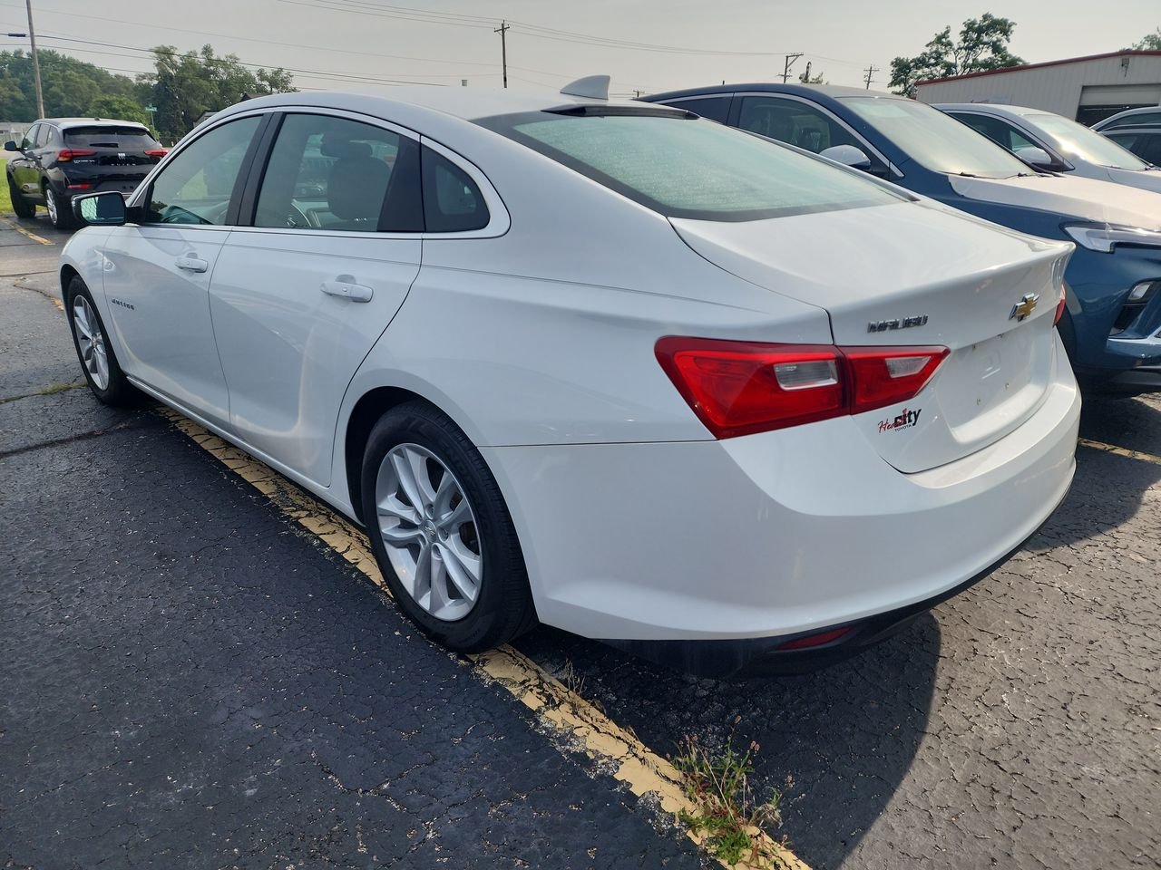 Used 2017 Summit White Chevrolet LT image 3