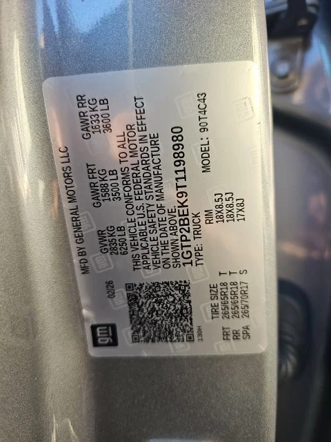 Used 2026 Silver GMC Elevation image 17