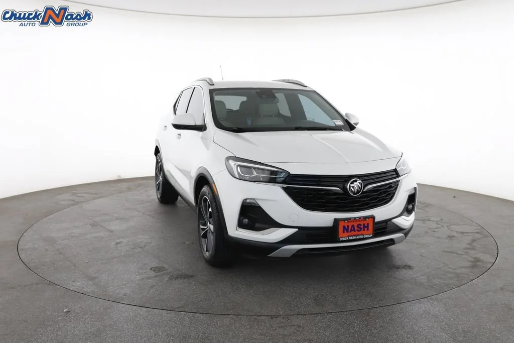 Used 2022 SUMMIT WHITE Buick Essence image 3