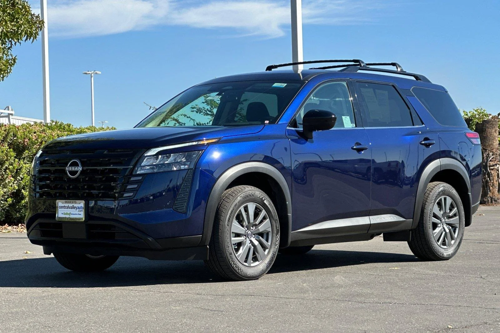 Certified Used 2026 Deep Ocean Blue Pearl Nissan SV image 7