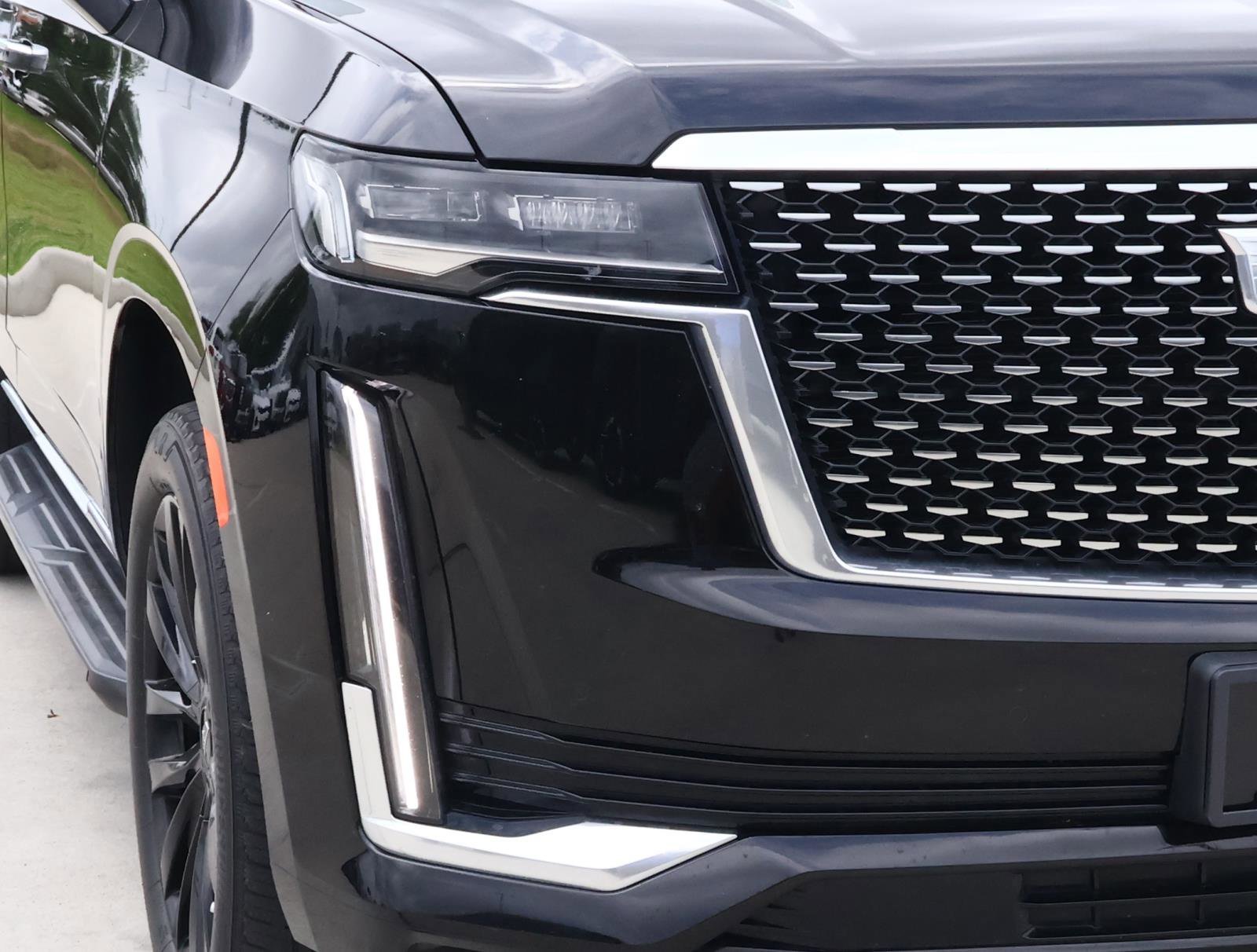 2023 Cadillac Escalade Luxury - Photo 8