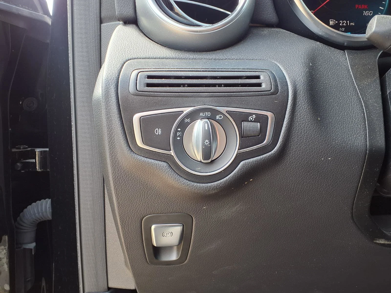 Used 2023 Black Mercedes-Benz GLC 300 image 19