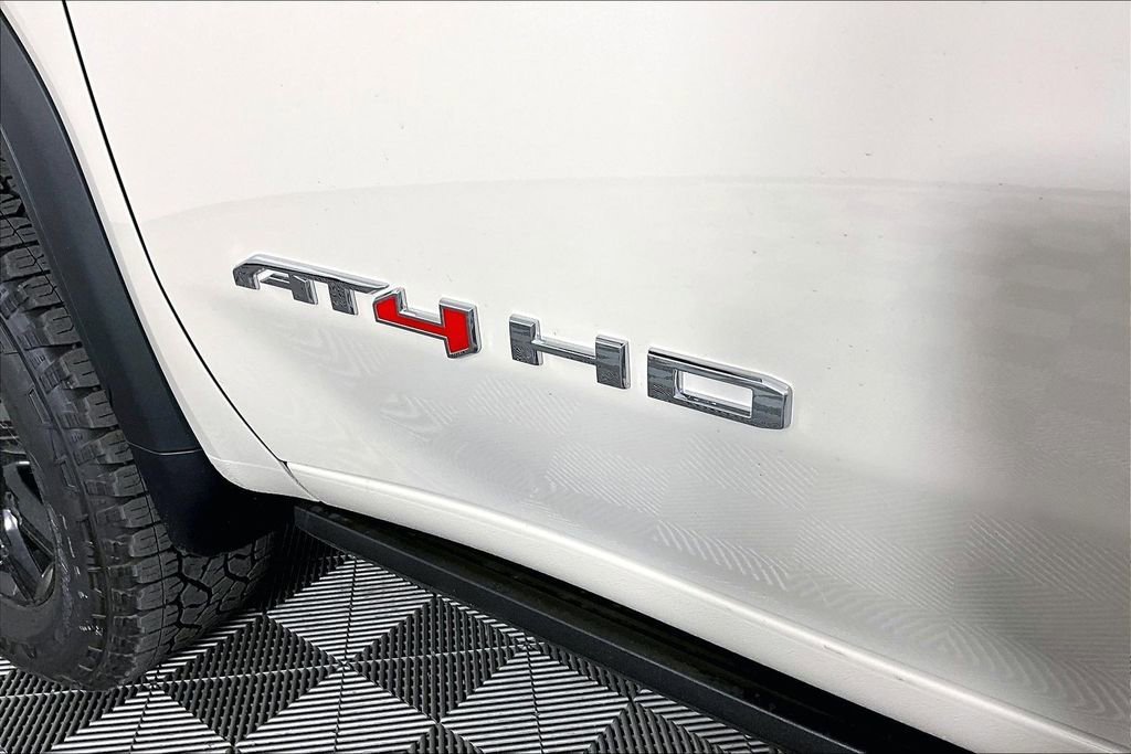 2026 GMC Sierra 2500HD AT4 - Photo 10