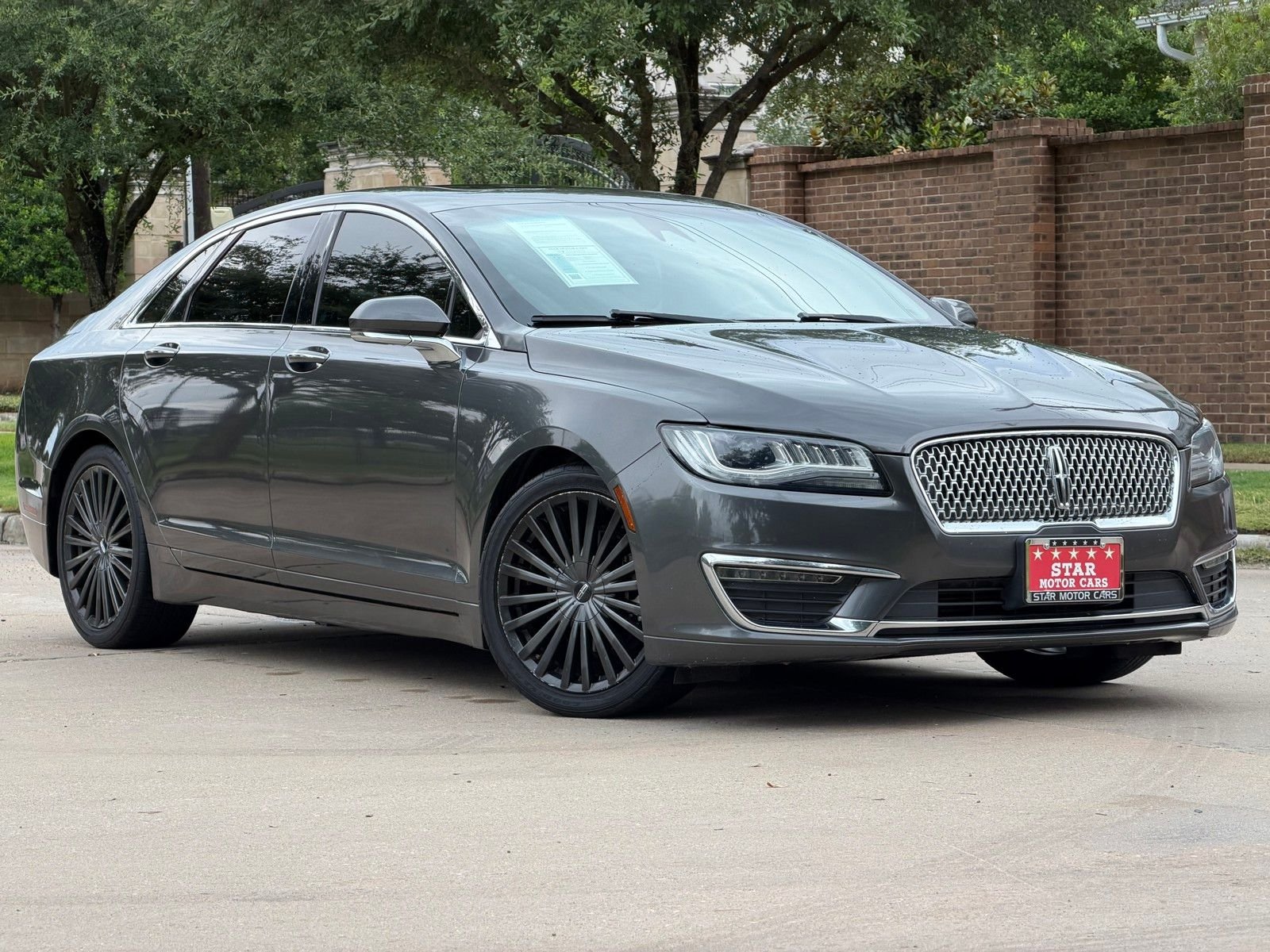 2018 Lincoln MKZ Reserve FWD's photo