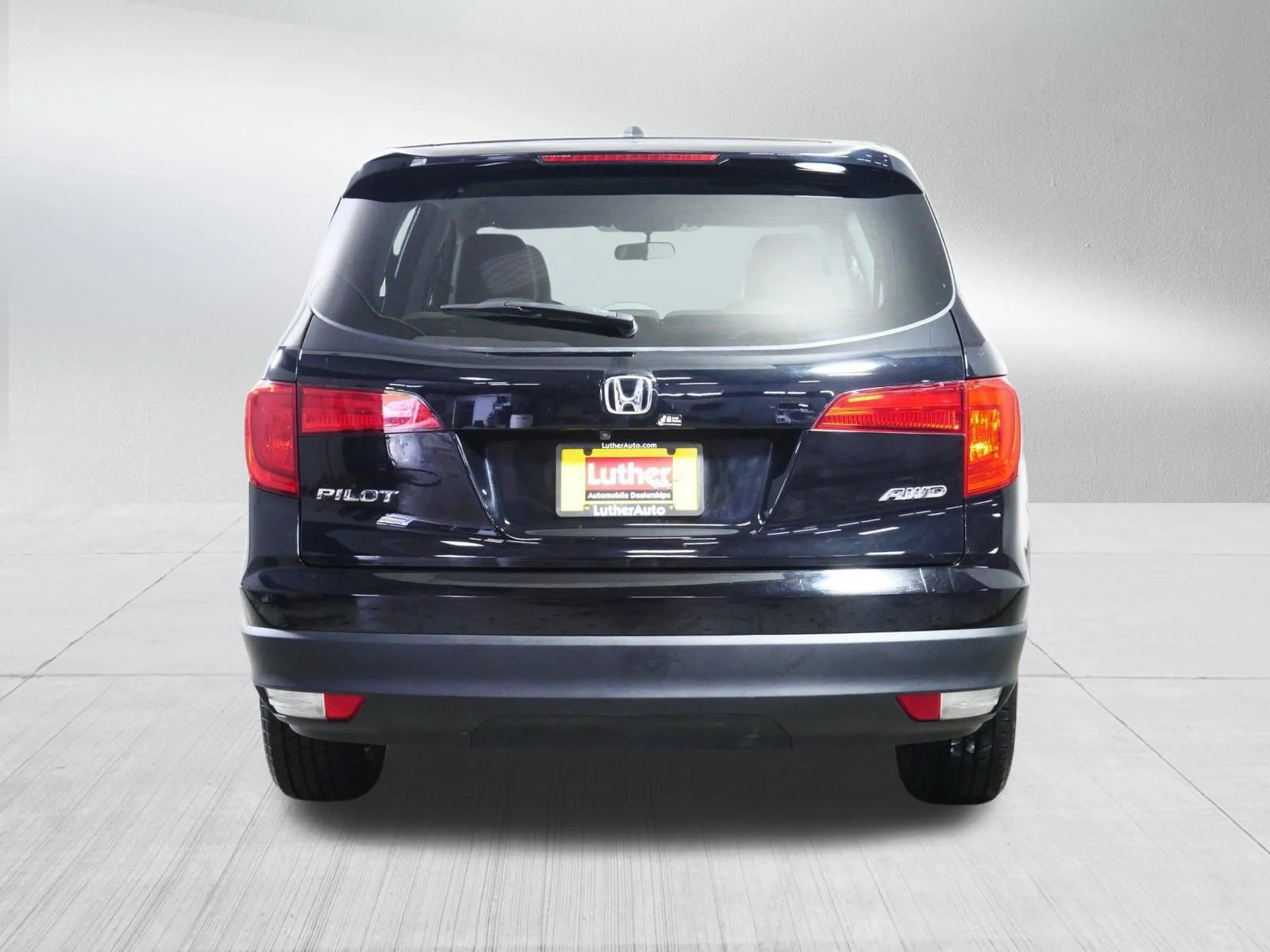 Used 2016 Black Forest Pearl Honda EX image 6