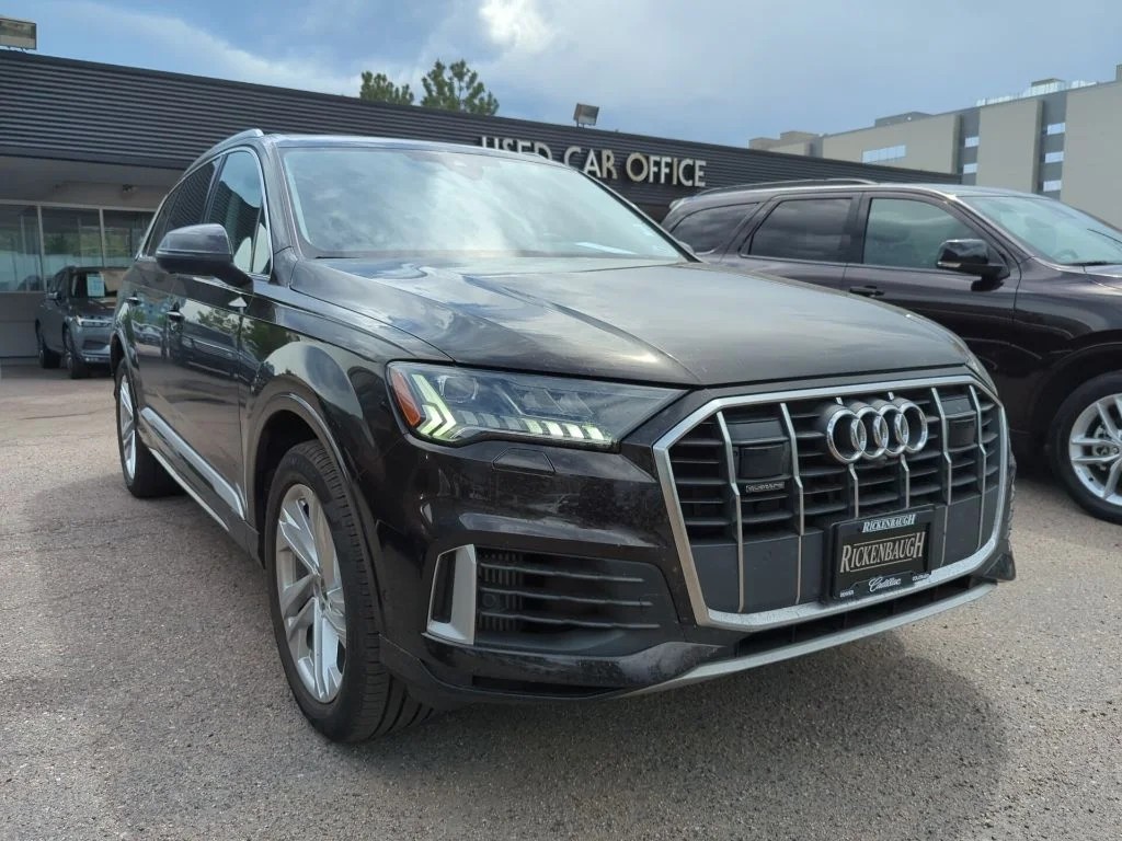 2023 Audi Q7 55 Premium Plus quattro Tiptronic's photo