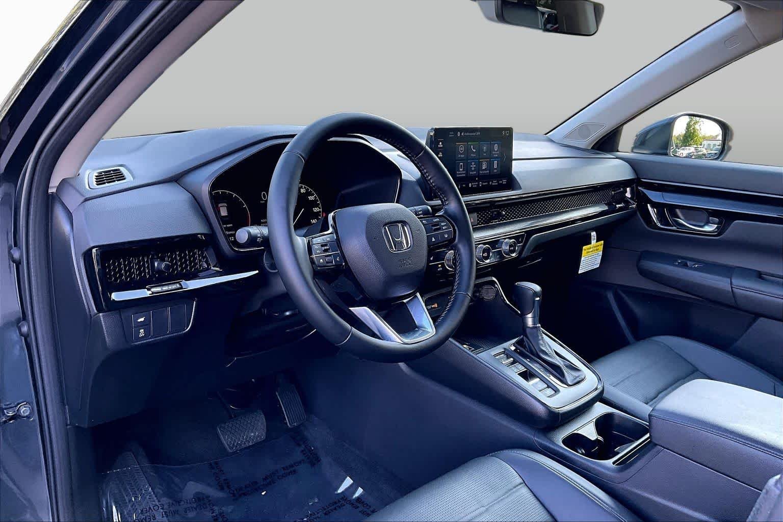 Used 2025 Meteorite Gray Metallic Honda EX-L image 16