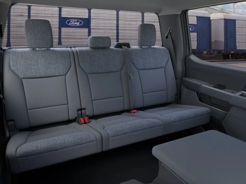 New 2026 Carbonized Gray Metallic Ford XLT image 23